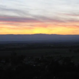 https://chambres-dhotes-le-presbytere-saint-cyr-les-vignes.hotels-rhonealpes.com